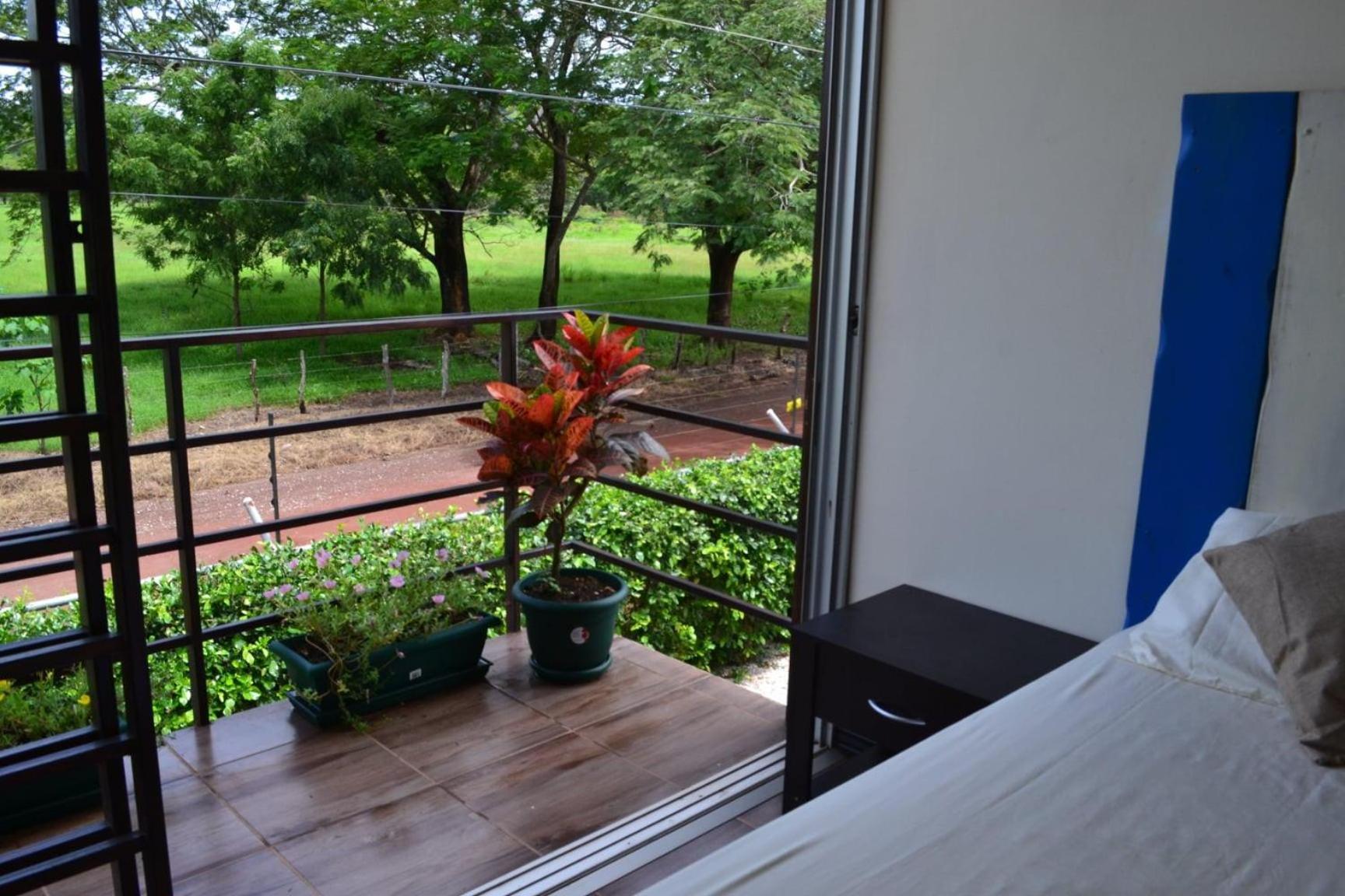 Comfy dog-friendly apt, shared pool - close to Tamarindo