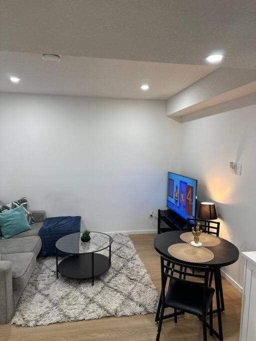 Guest suite in Southwest Calgary