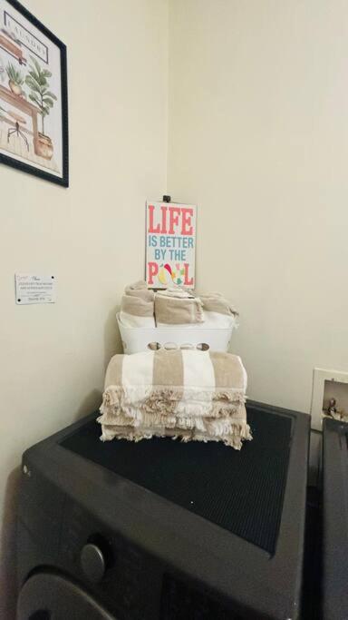 4 Miles to Disney - Serene View