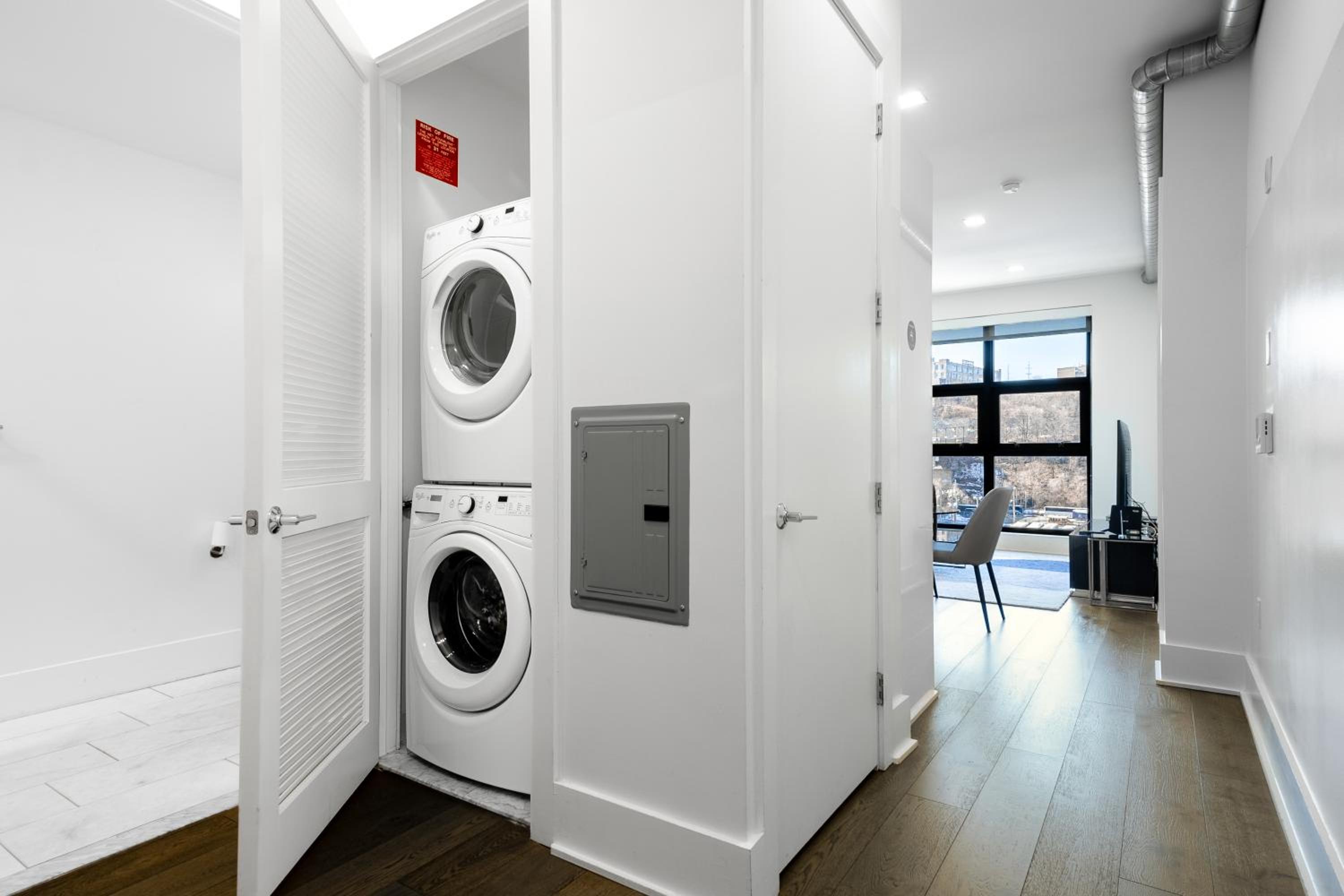 Dharma Home Suites Hoboken, photo 51