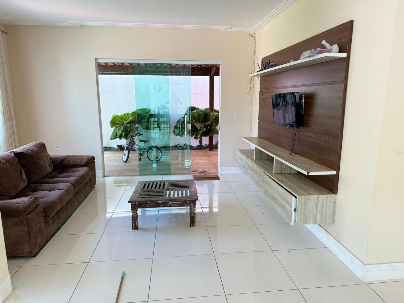 Casa no cond Canto de Arembepe