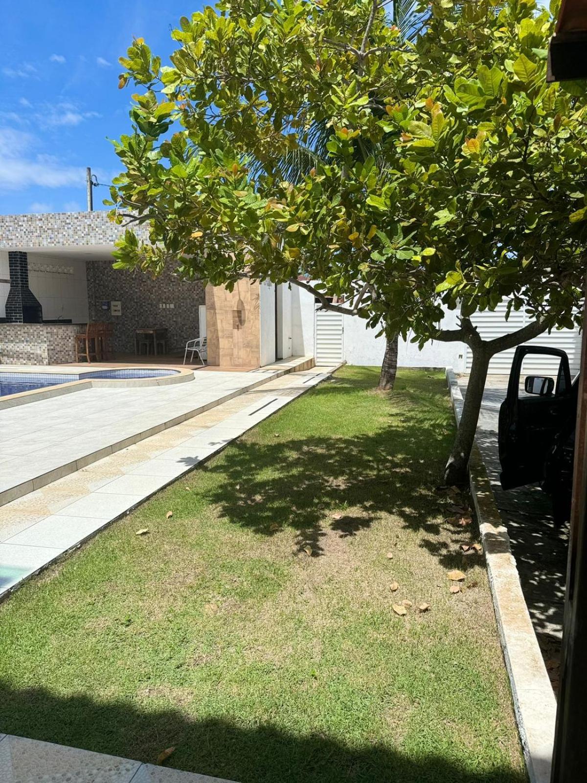 Casa no cond Canto de Arembepe