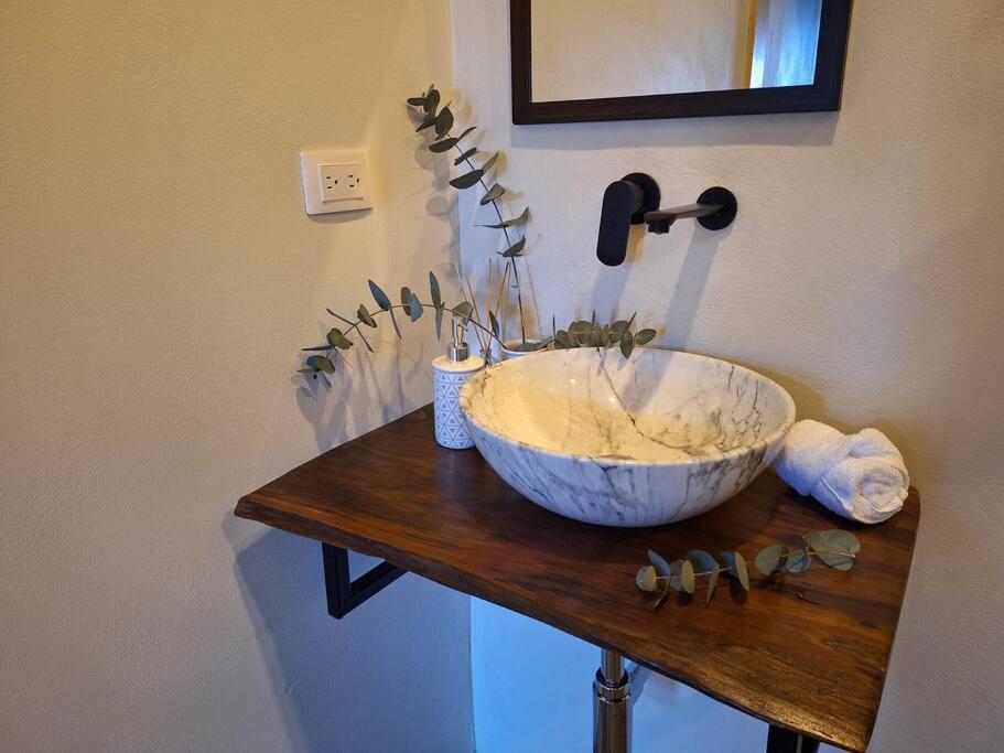 Casa de las Brujas Escazú