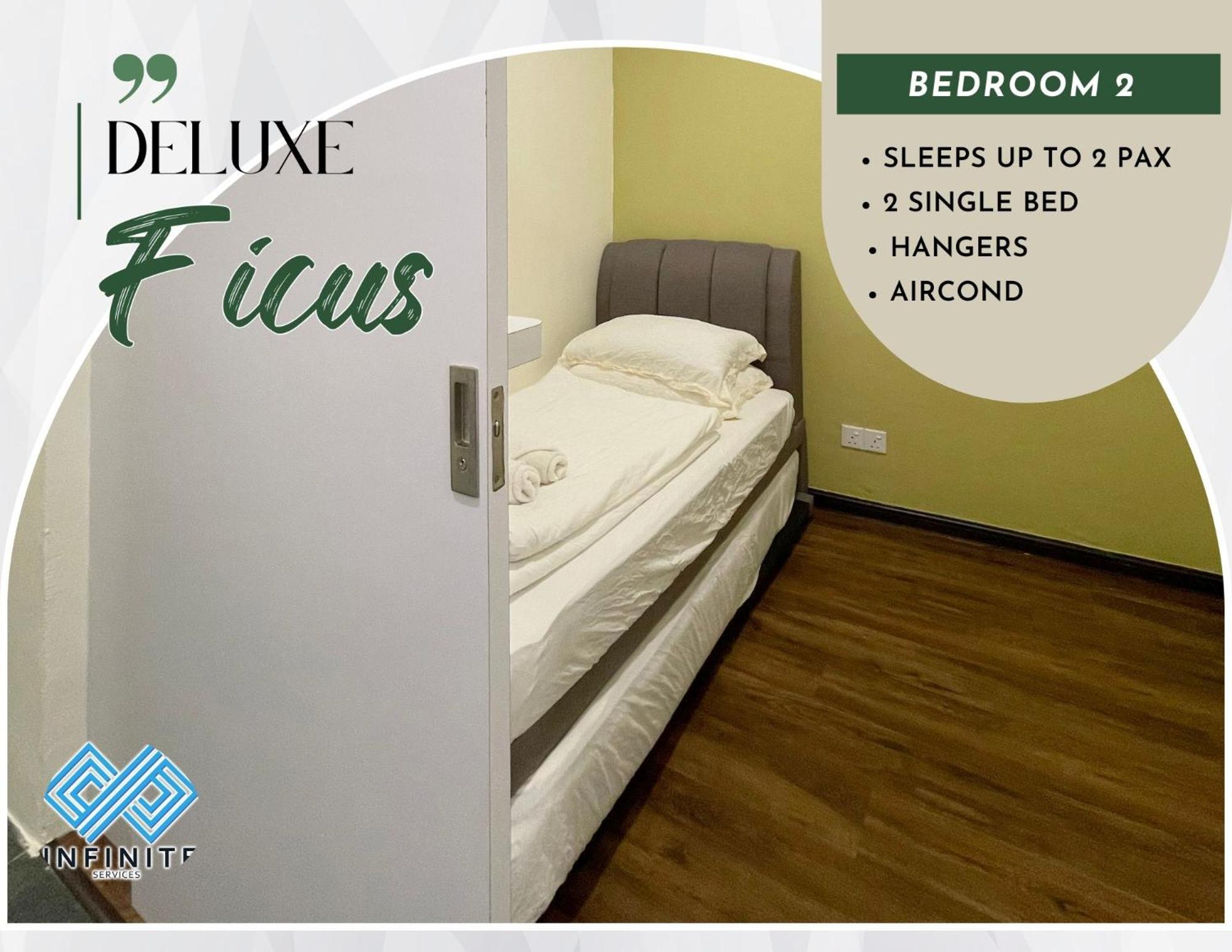 Roxy Sematan Beach Townhouse Deluxe , 1 & 2 photo 4