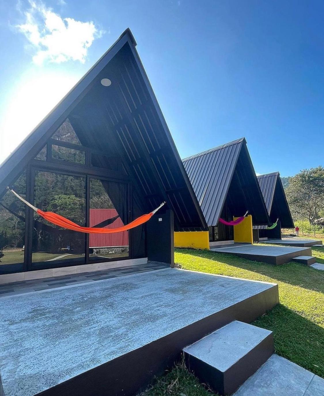 Cabañas La Encantada