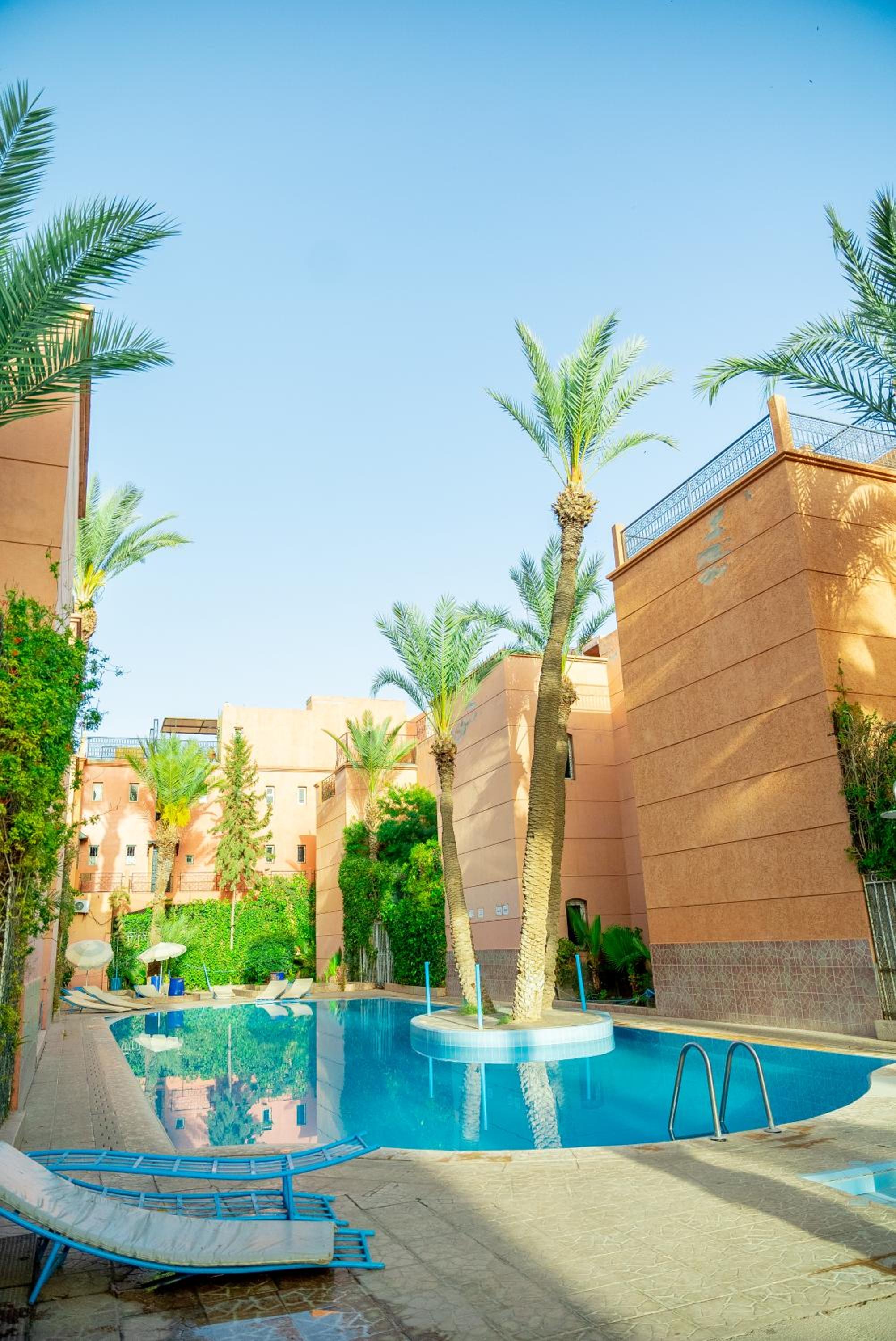 Riad The Moroccans Pool And Terrace view 4