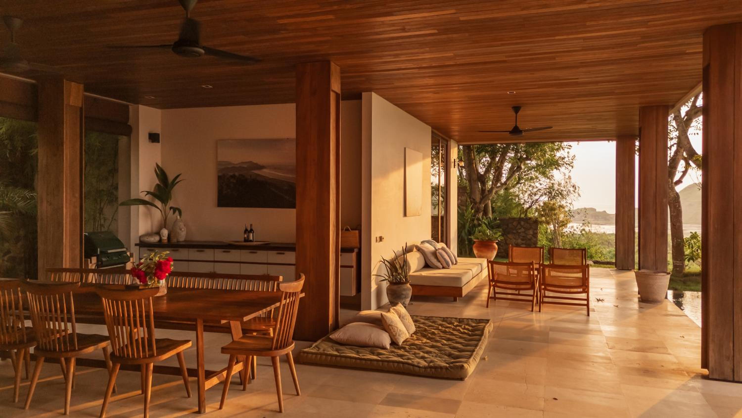 Villa Sorgas view 3