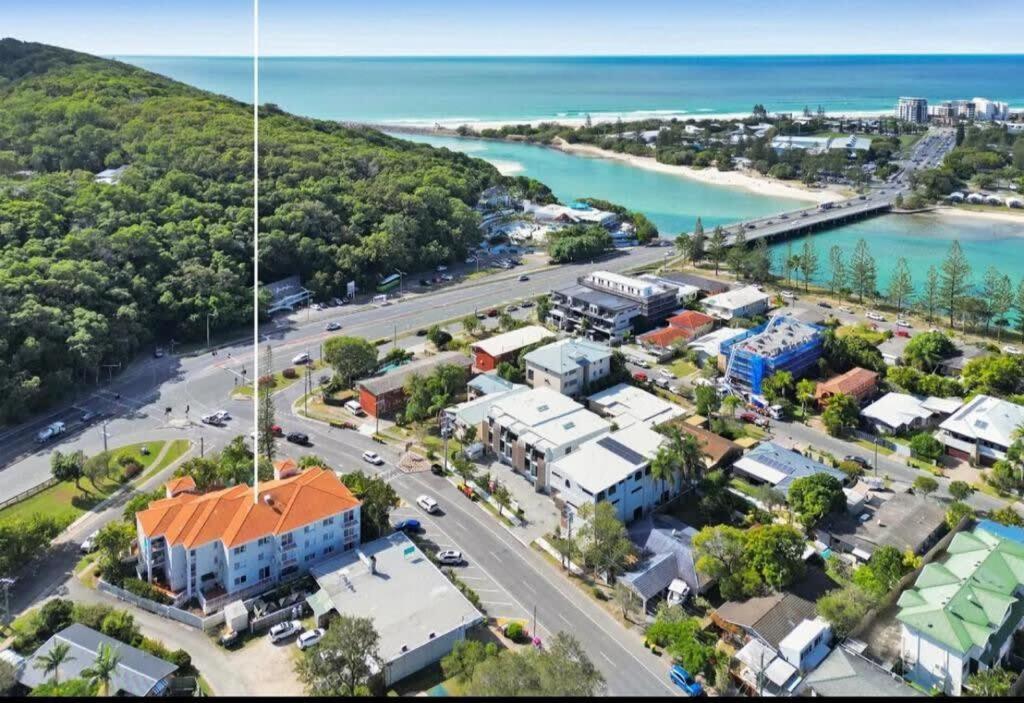 1 Bedroom Gem with Aircon Stroll to Beach