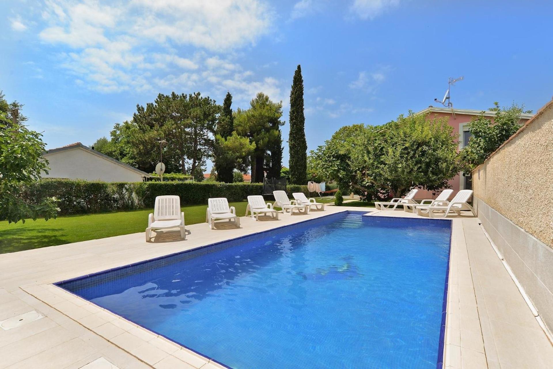 Ferienhaus mit Privatpool für 12 Personen ca 200 qm in Valbandon, Istrien Istrische Riviera view 3