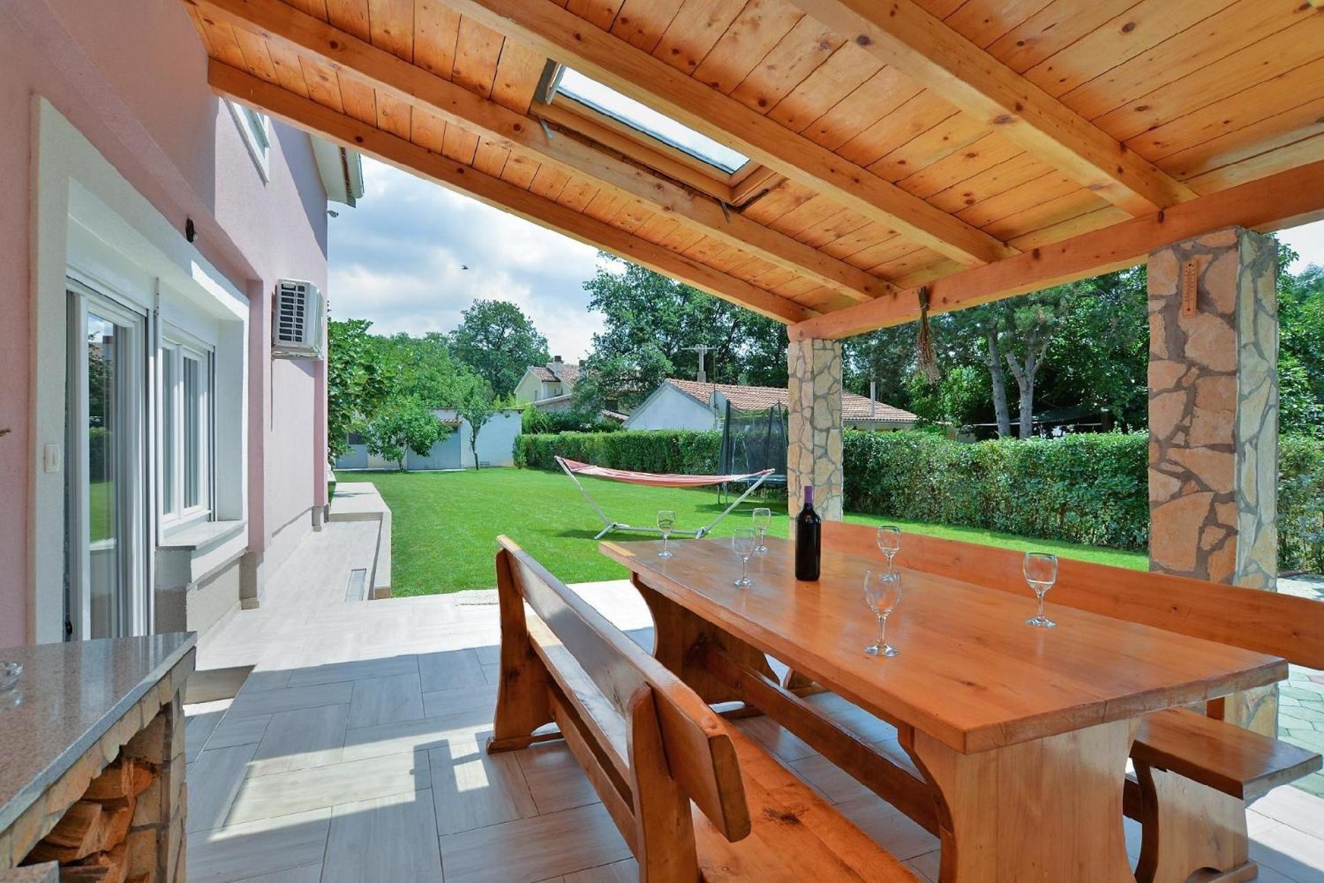Ferienhaus mit Privatpool für 12 Personen ca 200 qm in Valbandon, Istrien Istrische Riviera view 5