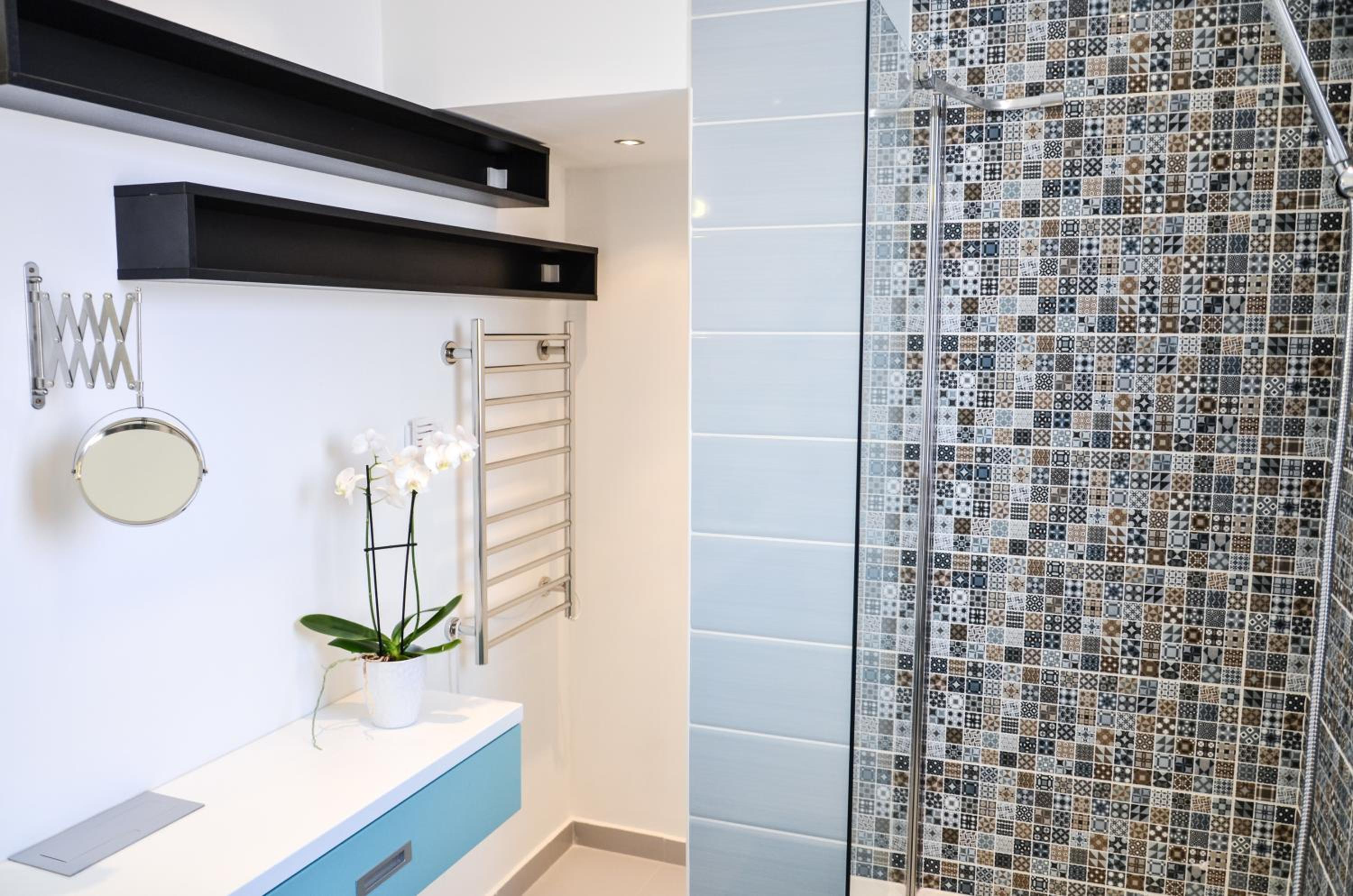 Blue Luxury Apartment