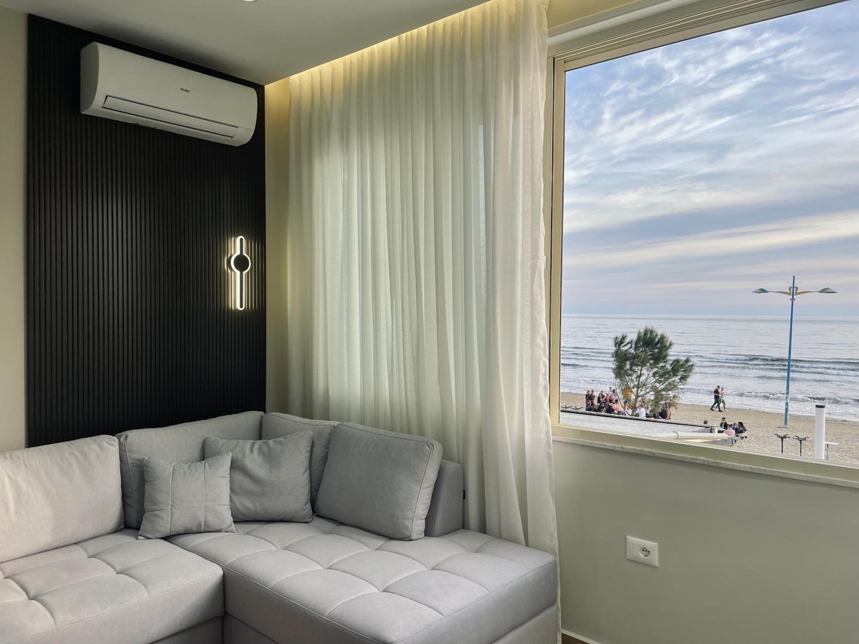 Luxurious Dreamy seaview apartment