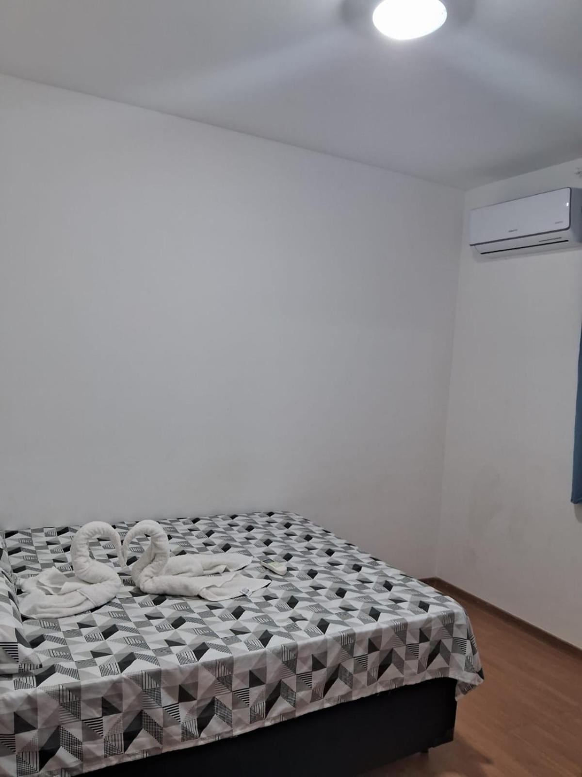 Apto Completo em Condominio com 2 Quartos, Próximo as Praias de Seixas e Cabo Branco