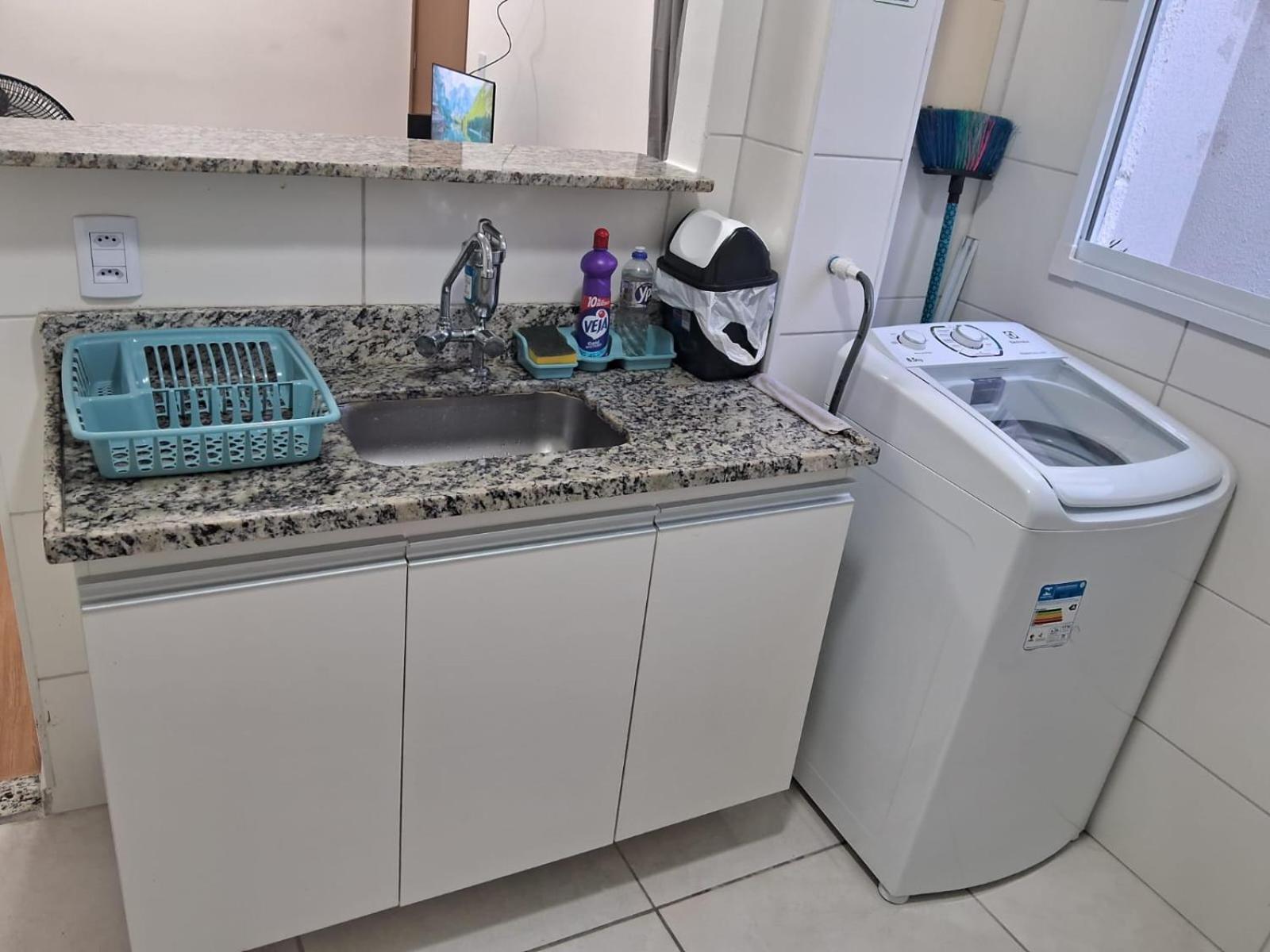 Apto Completo em Condominio com 2 Quartos, Próximo as Praias de Seixas e Cabo Branco