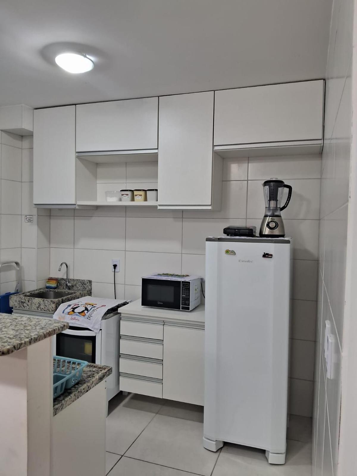 Apto Completo em Condominio com 2 Quartos, Próximo as Praias de Seixas e Cabo Branco