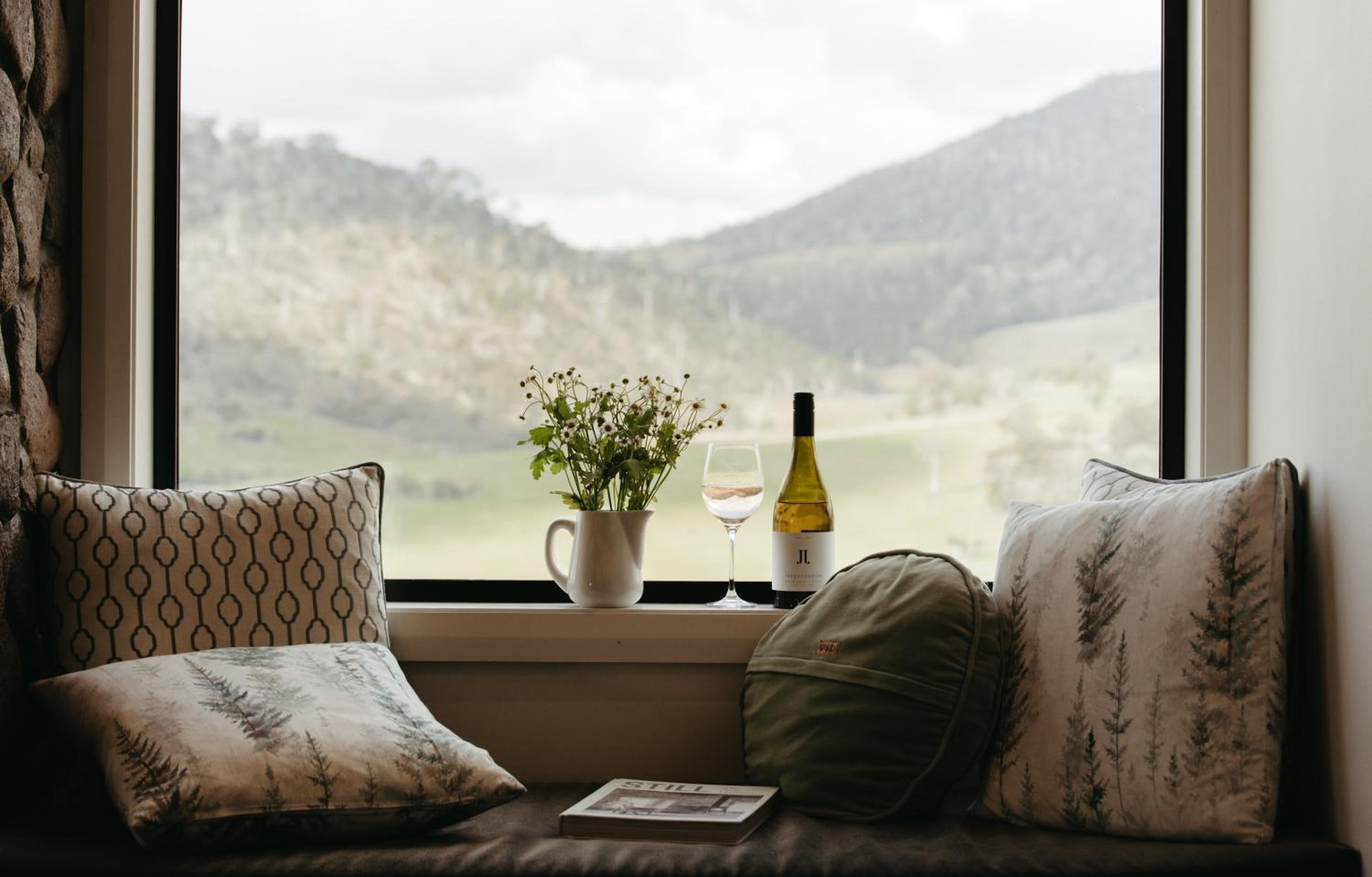 The Picker's Hut - Luxury Farm Stay
