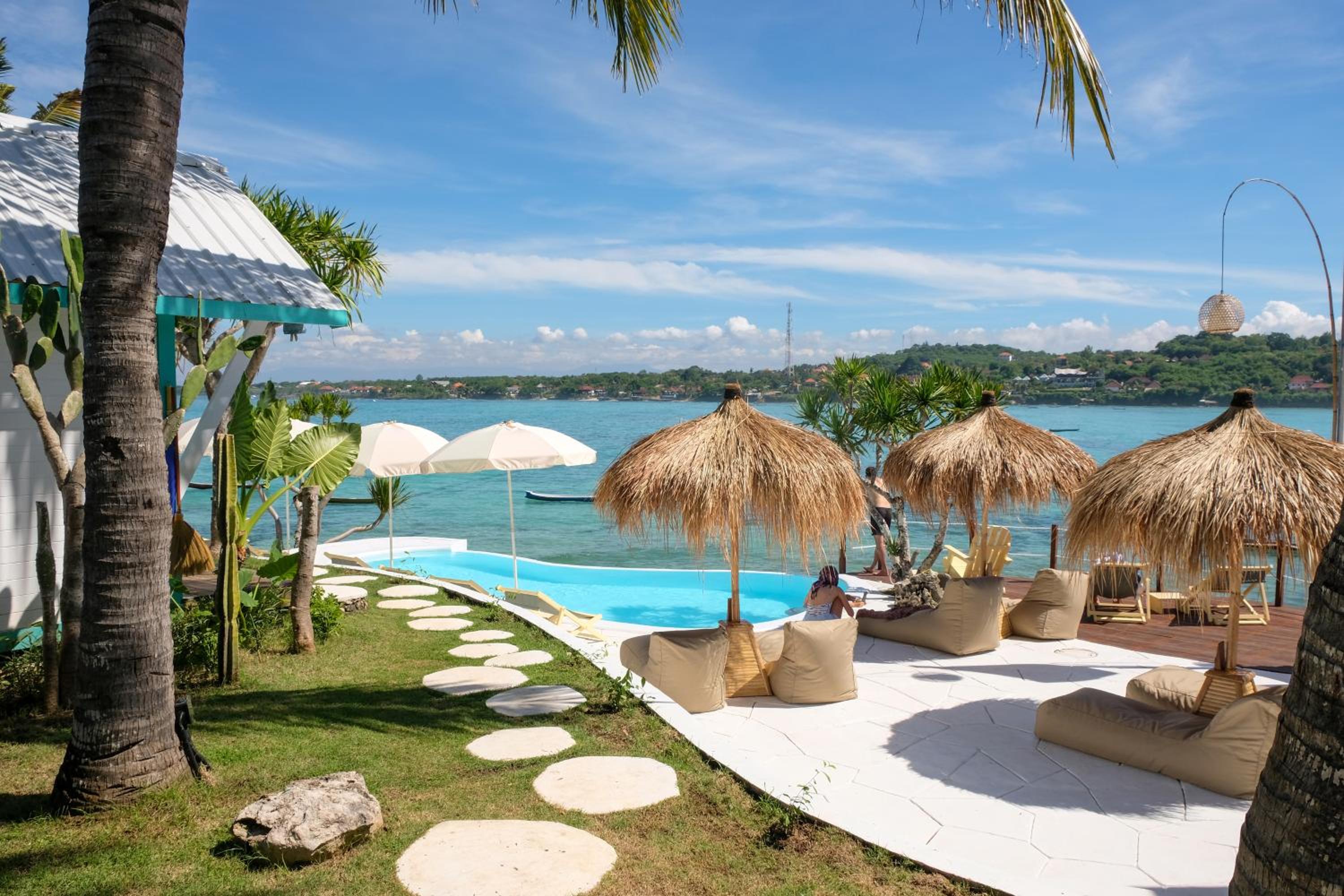 Le Pirate Beach Club Nusa Ceningan - Adults Only view 2