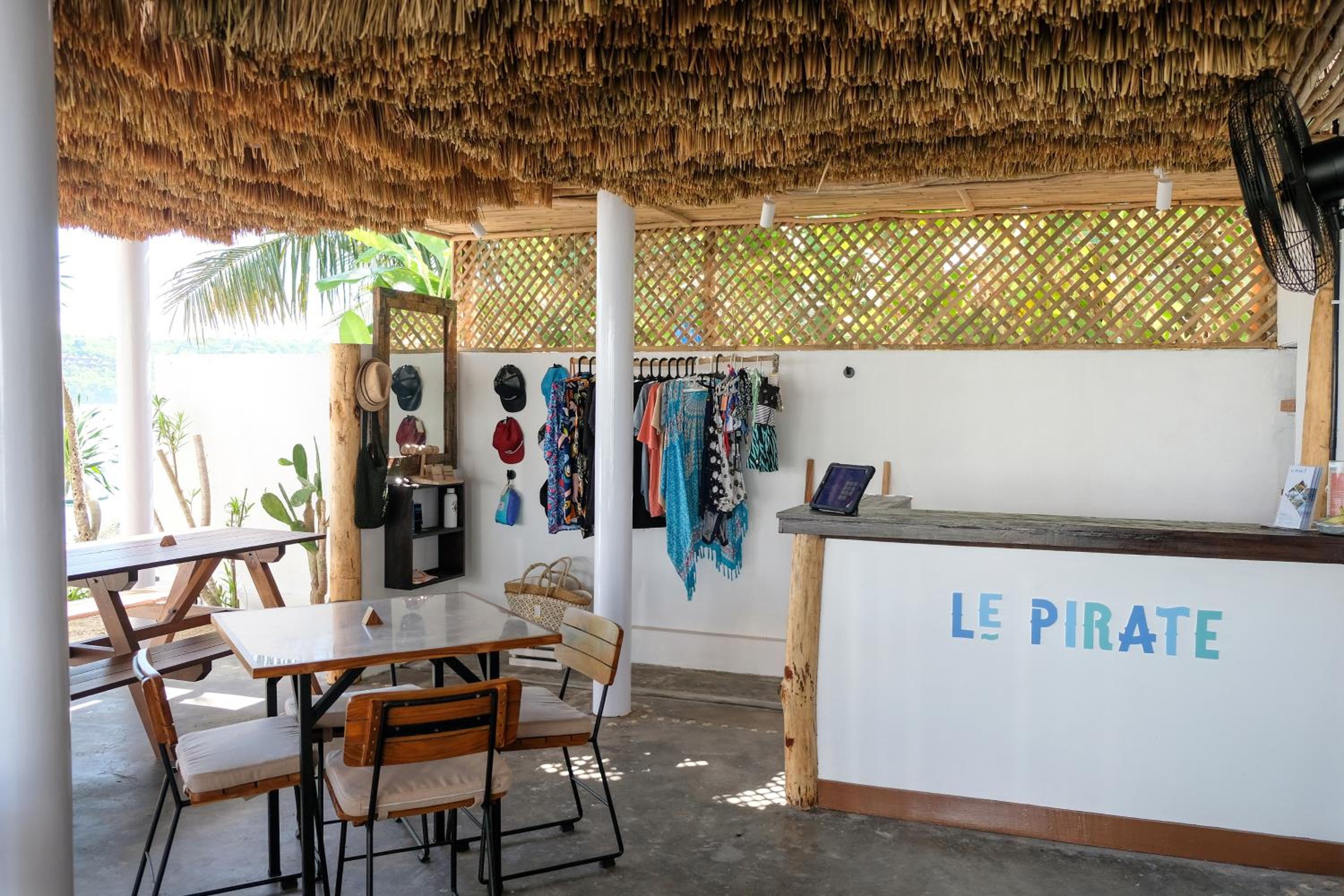 Le Pirate Beach Club Nusa Ceningan - Adults Only view 5