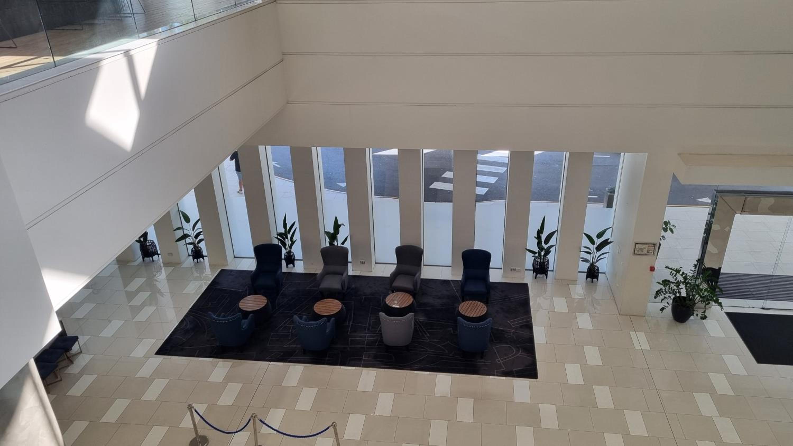 SEA VIEW STUDIO High Floor