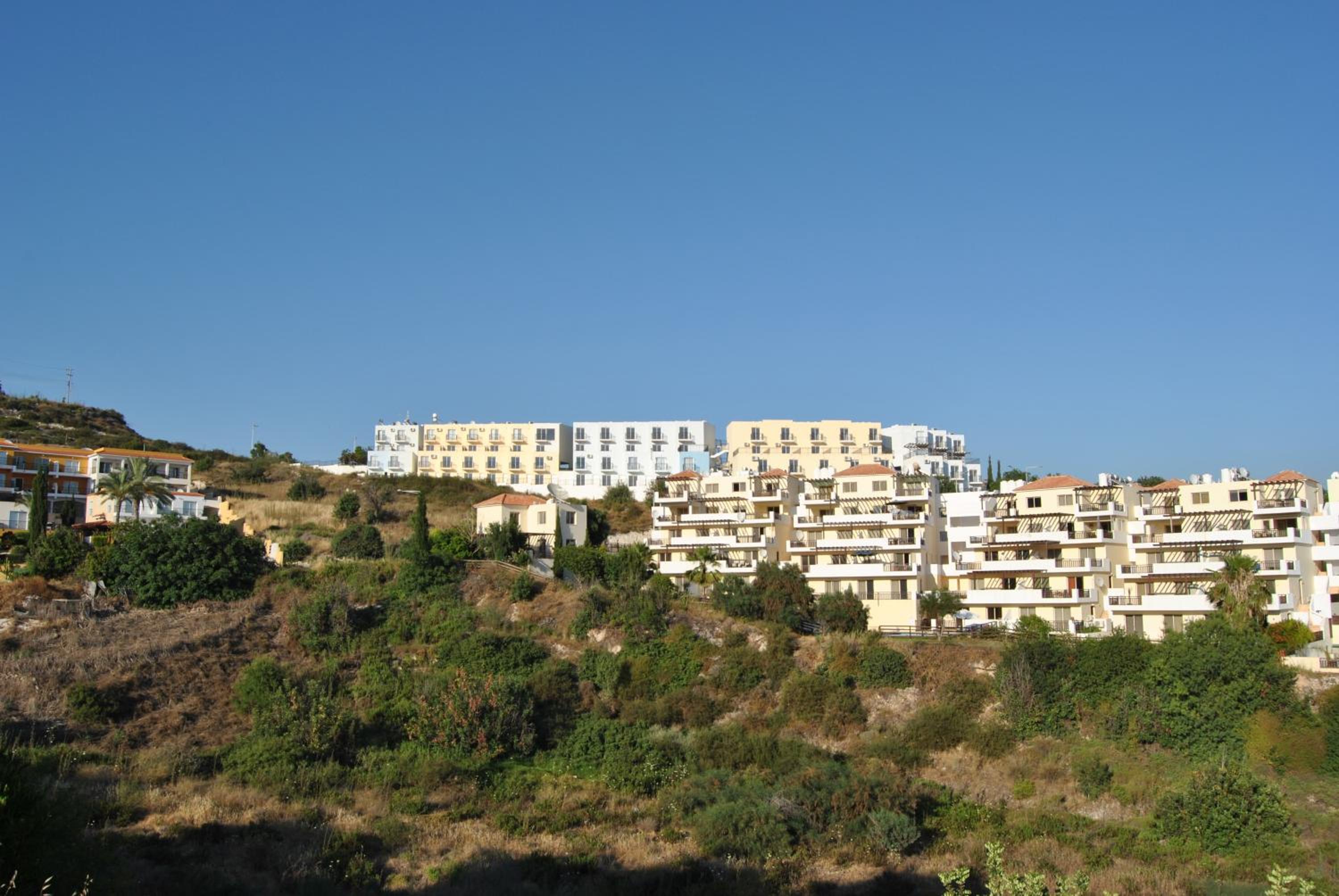 Peyia Pearl