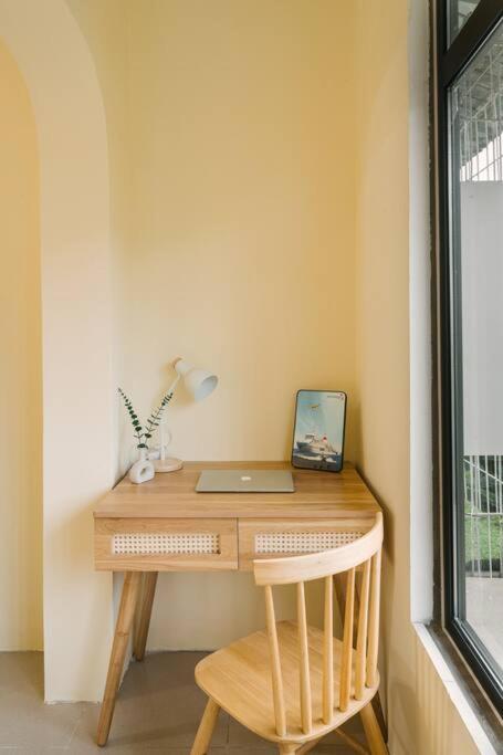 Ha Noi Trainstreet apartment
