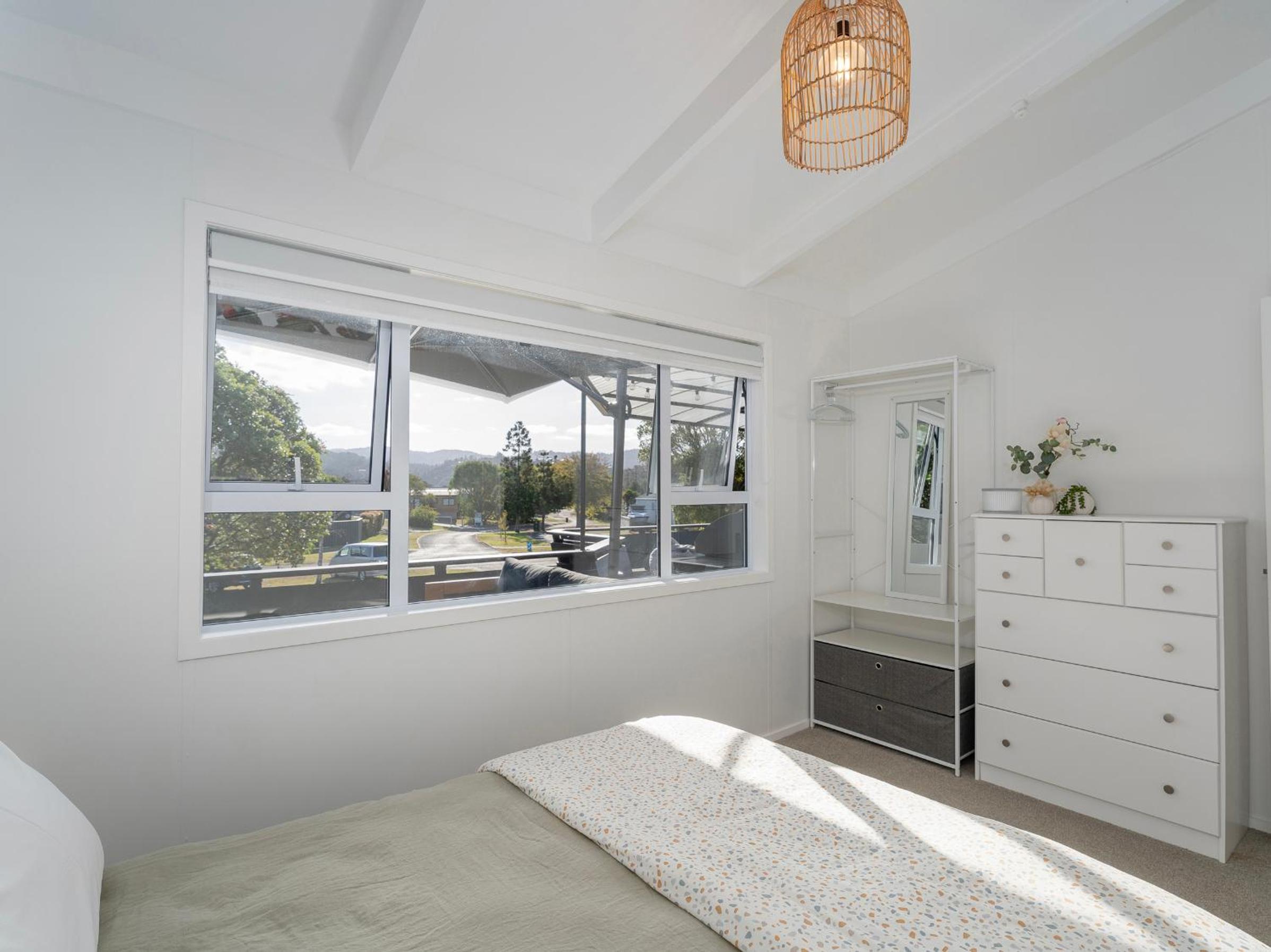Sol Vista Paku - Pauanui Holiday Home view 3