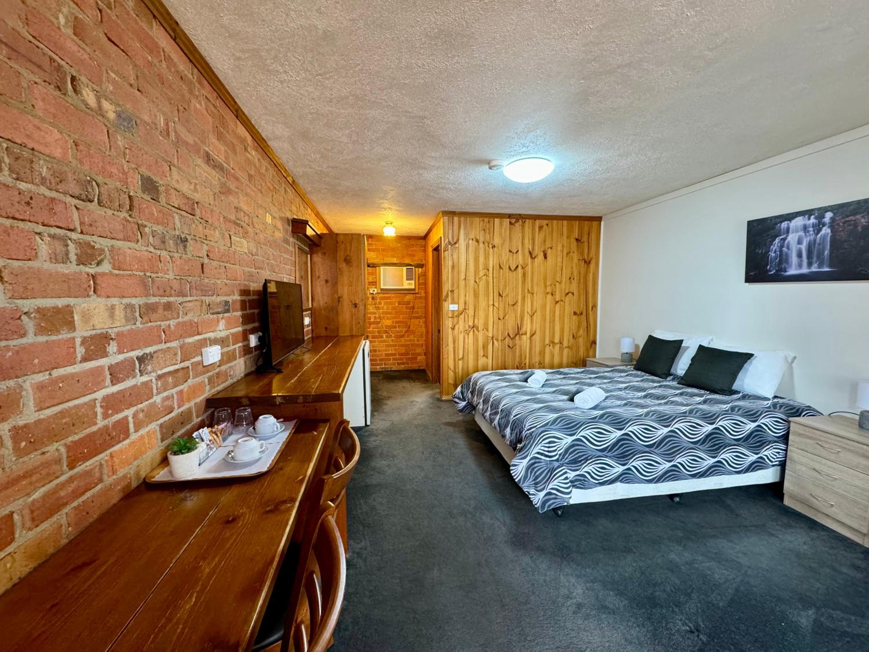Diamond House Motor Inn