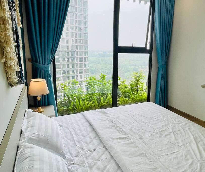 Elite House, Ecopark Swanlake _ Onsen, view Hồ Thiên Nga view 3