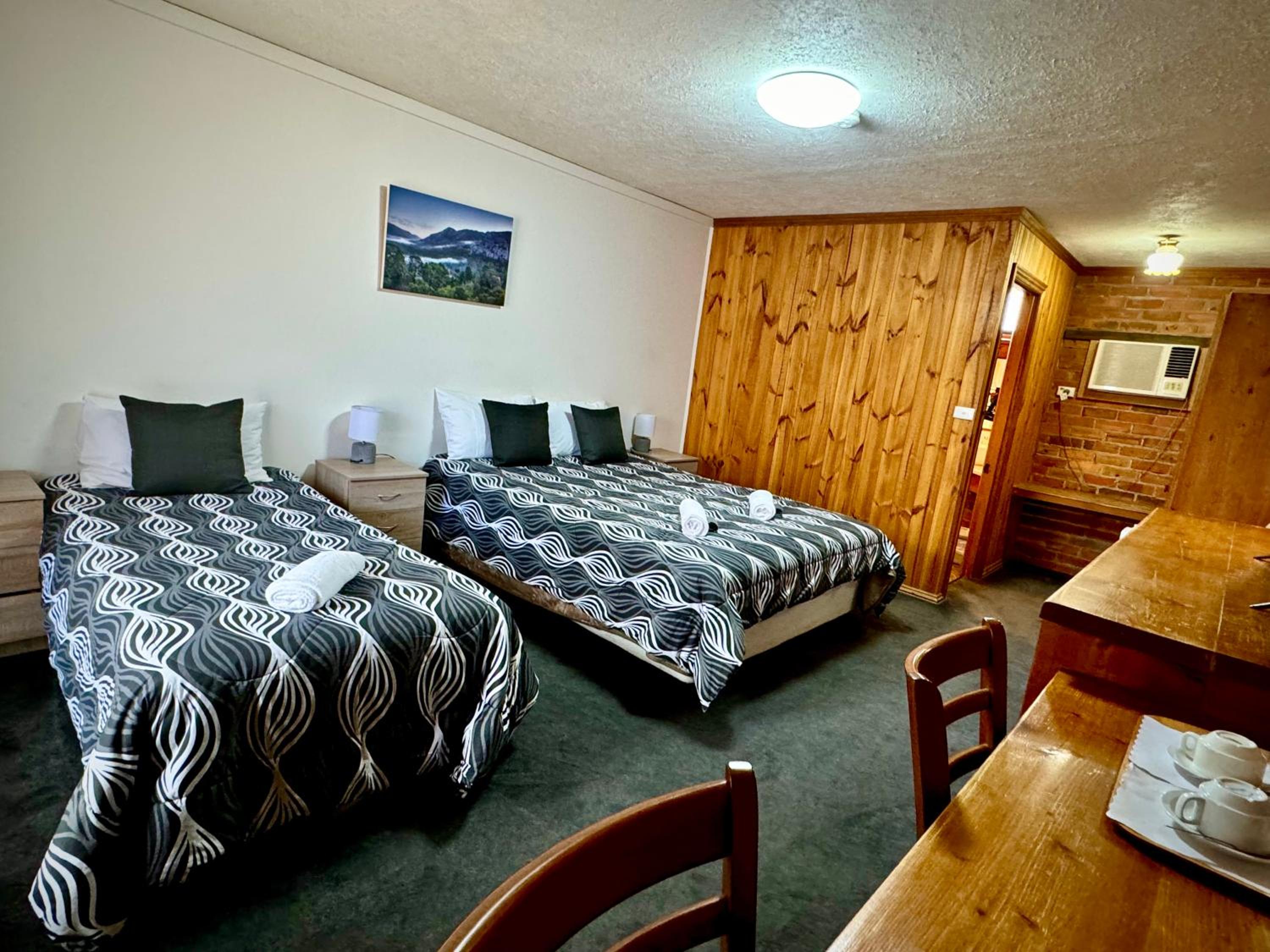 Diamond House Motor Inn