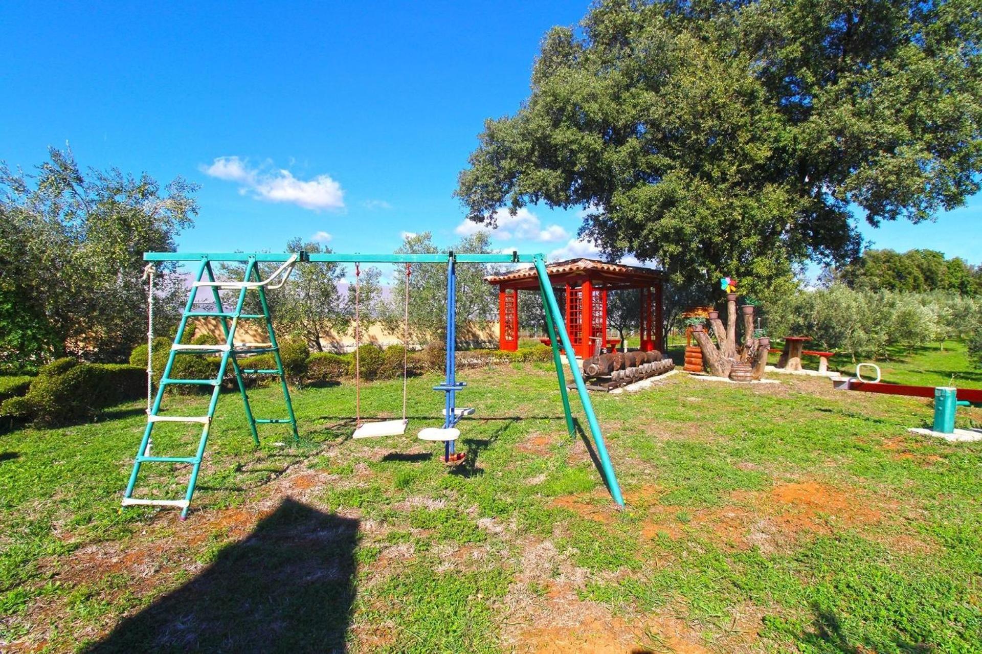 Ferienhaus mit Privatpool für 10 Personen ca 265 qm in Šišan, Istrien Südküste von Istrien view 3