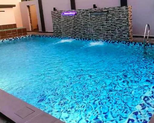 The Blue Residence with 4 bedrooms & 4 bathrooms photo 1
