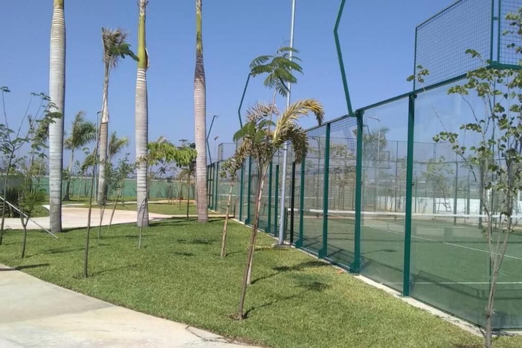 Increíble departamento Club de Playa canchas de pádel para 8 huéspedes
