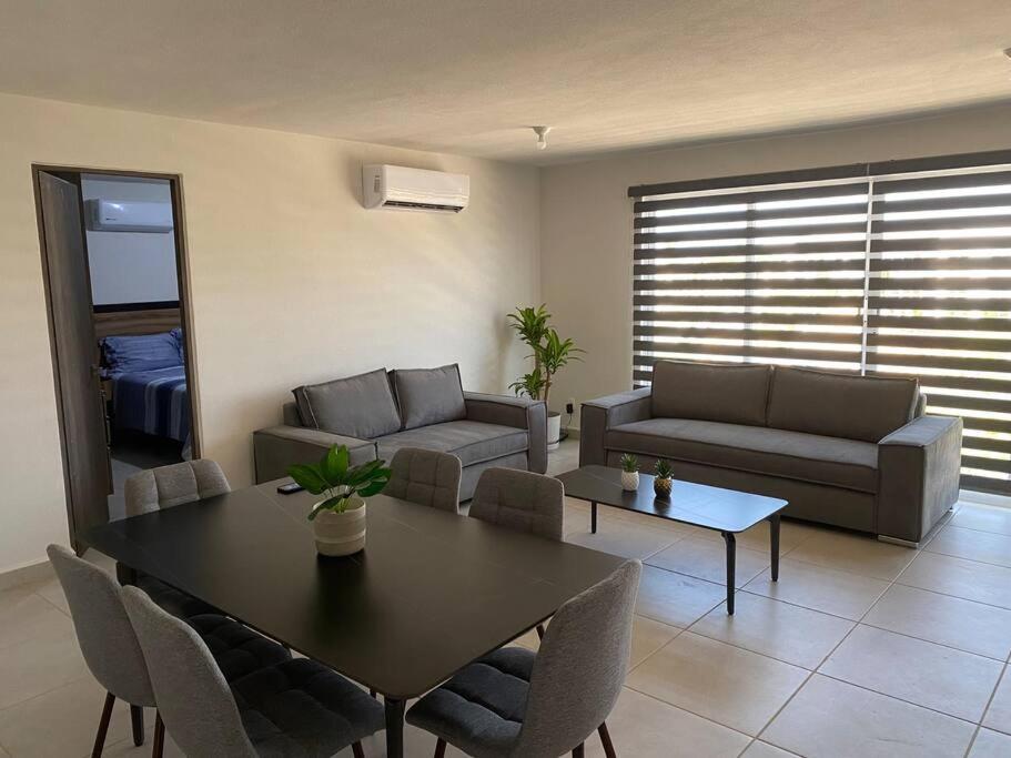 Increíble departamento Club de Playa canchas de pádel para 8 huéspedes