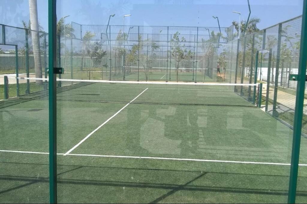 Increíble departamento Club de Playa canchas de pádel para 8 huéspedes