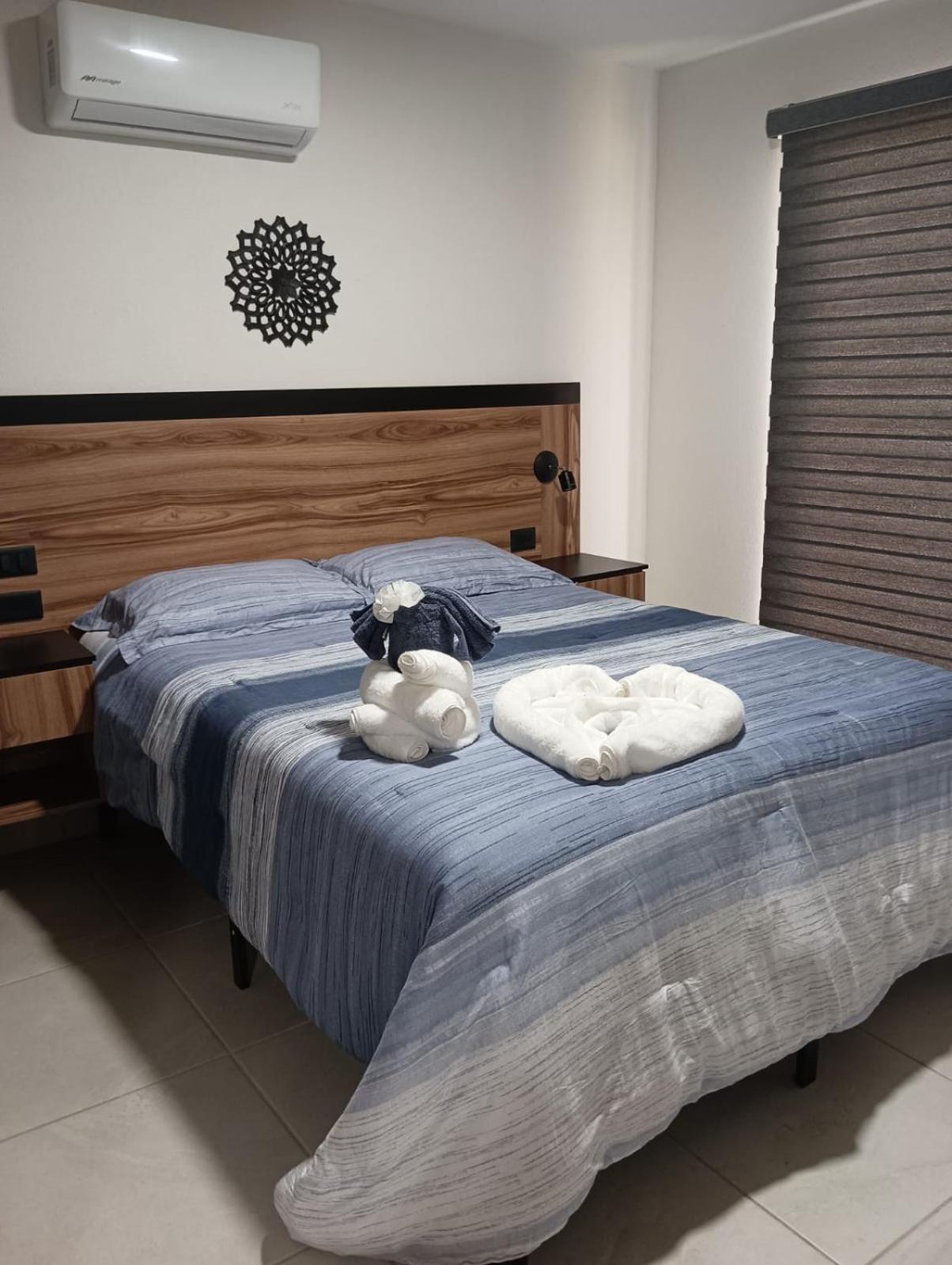 Increíble departamento Club de Playa canchas de pádel para 8 huéspedes