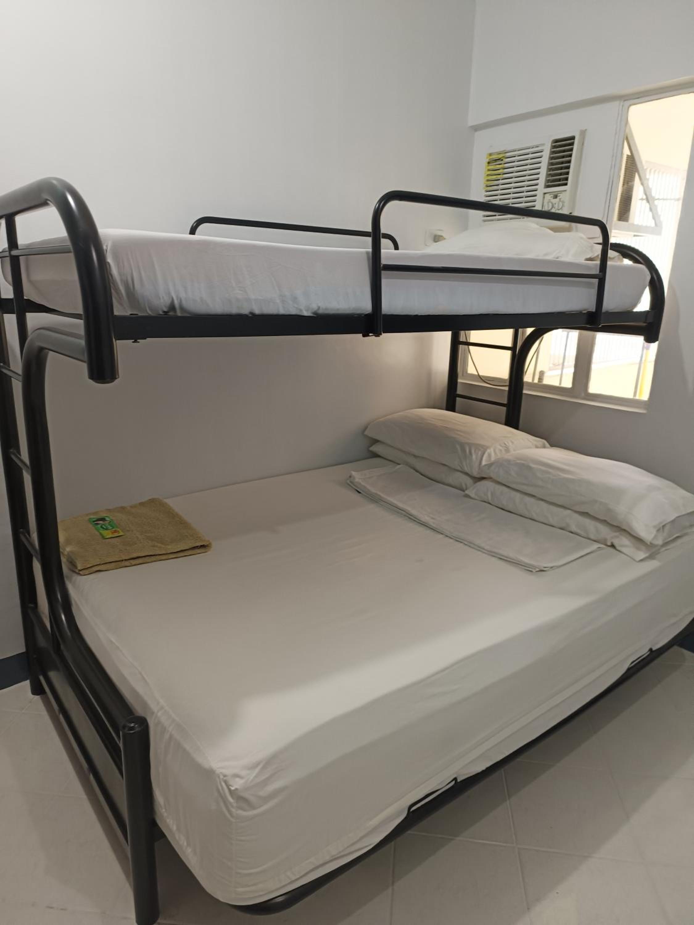 Pacific Regency, Manila studio type with balcony view 2