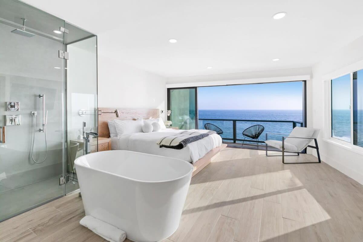 Aquazzura - By Stay Awhile Villas view 3