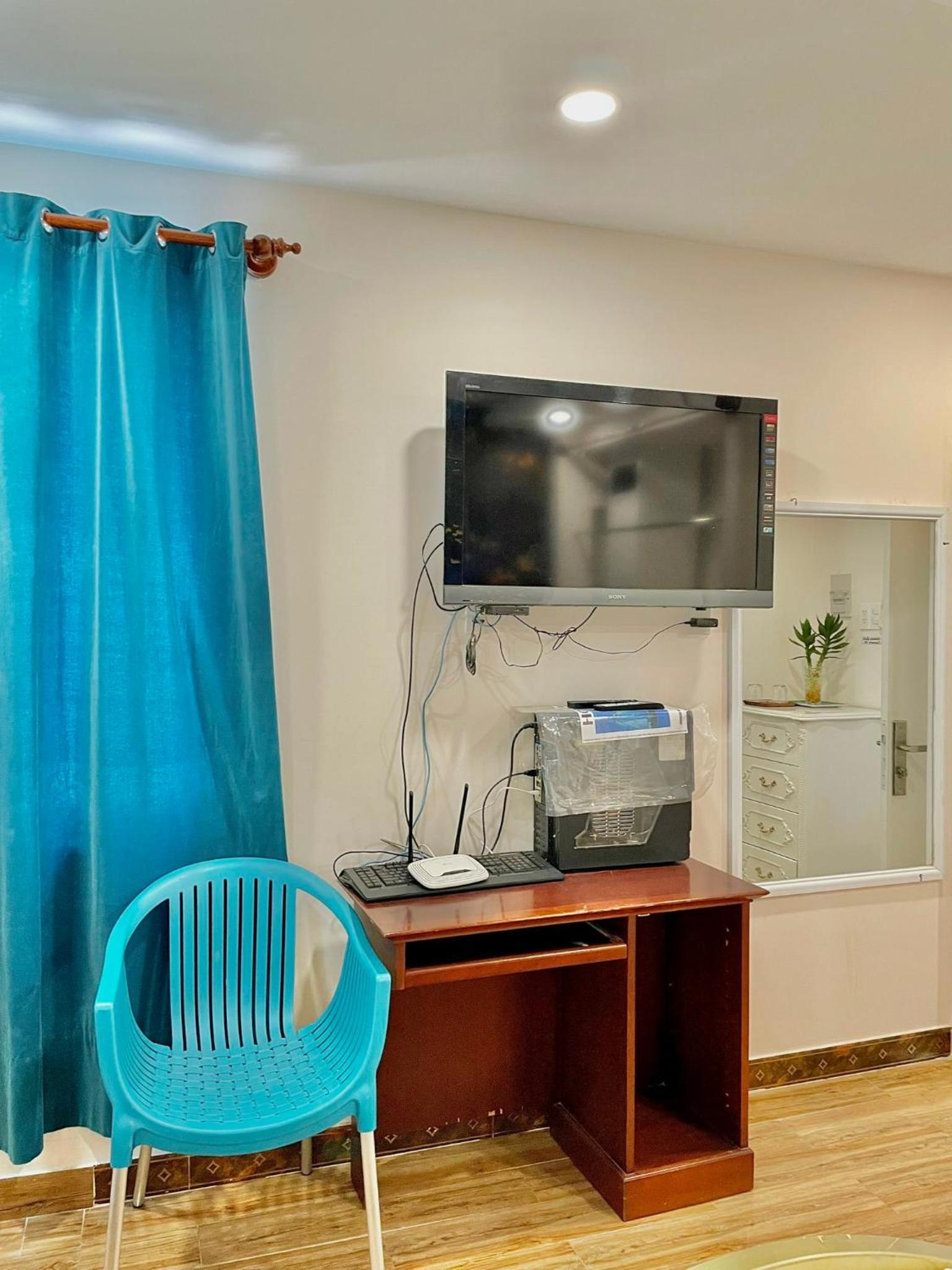 AULE HOSTEl