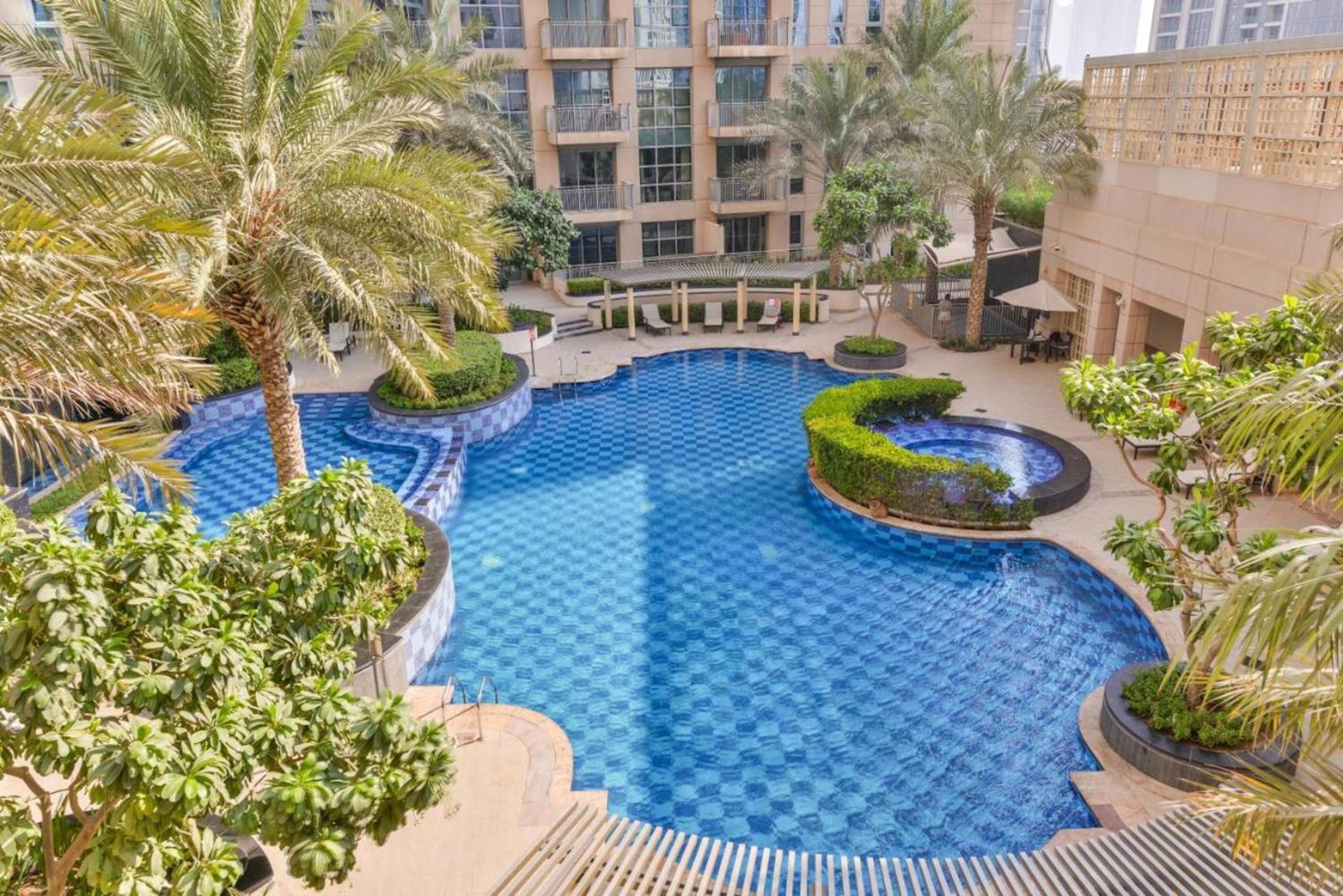 EDEN'S Homes & Villas - Standpoint Residences