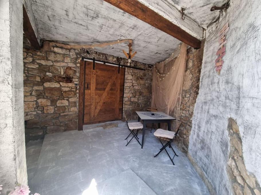 Vila Kyra