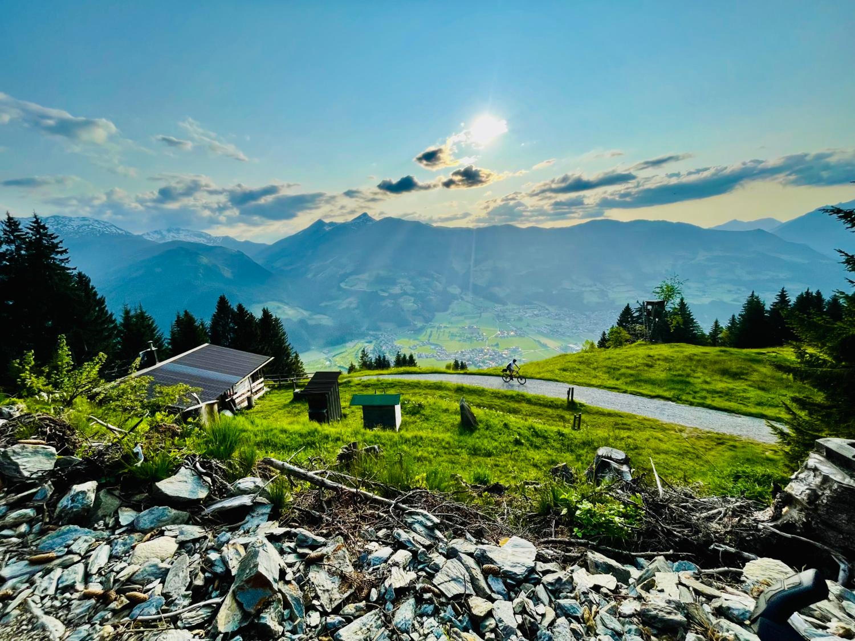 Pop-up2 Apartment - Zentral, Balkon, wandern, biken