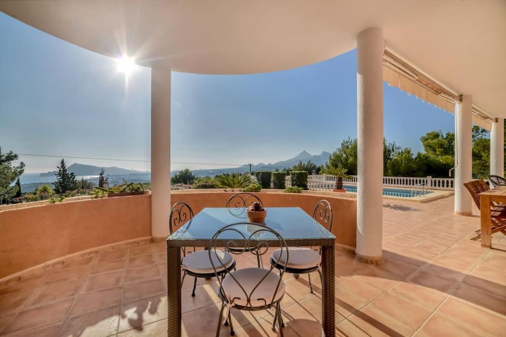 Villa mediterránea con vistas al mar en Sierra de Altea view 4