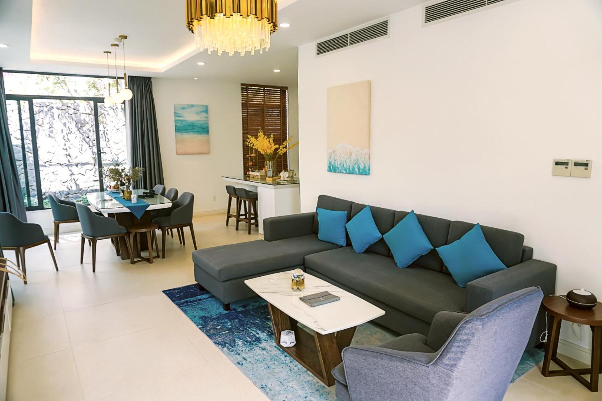 Seascape Villas In Long Beach Cam Ranh