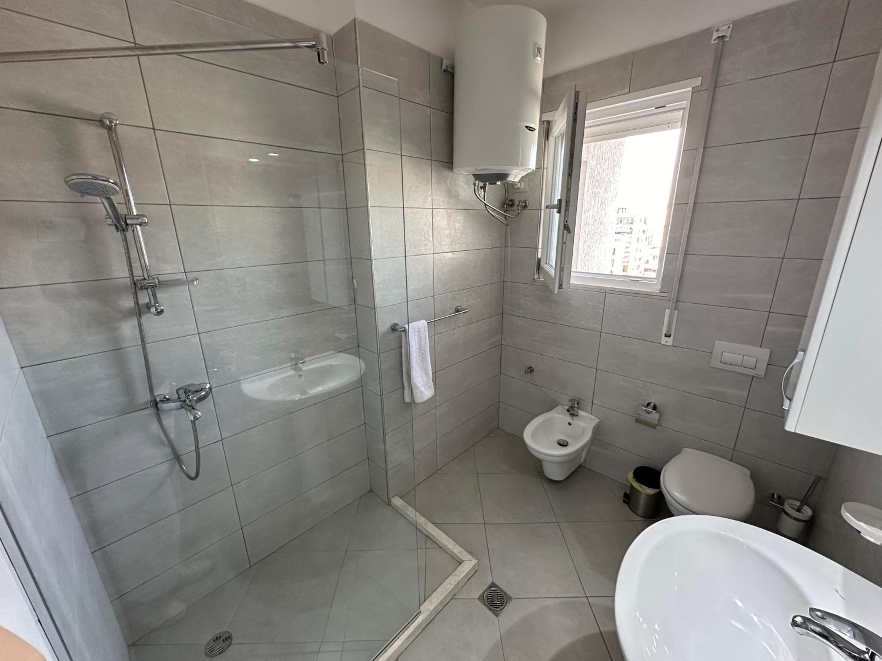 Pazari Luxury Central Apartment