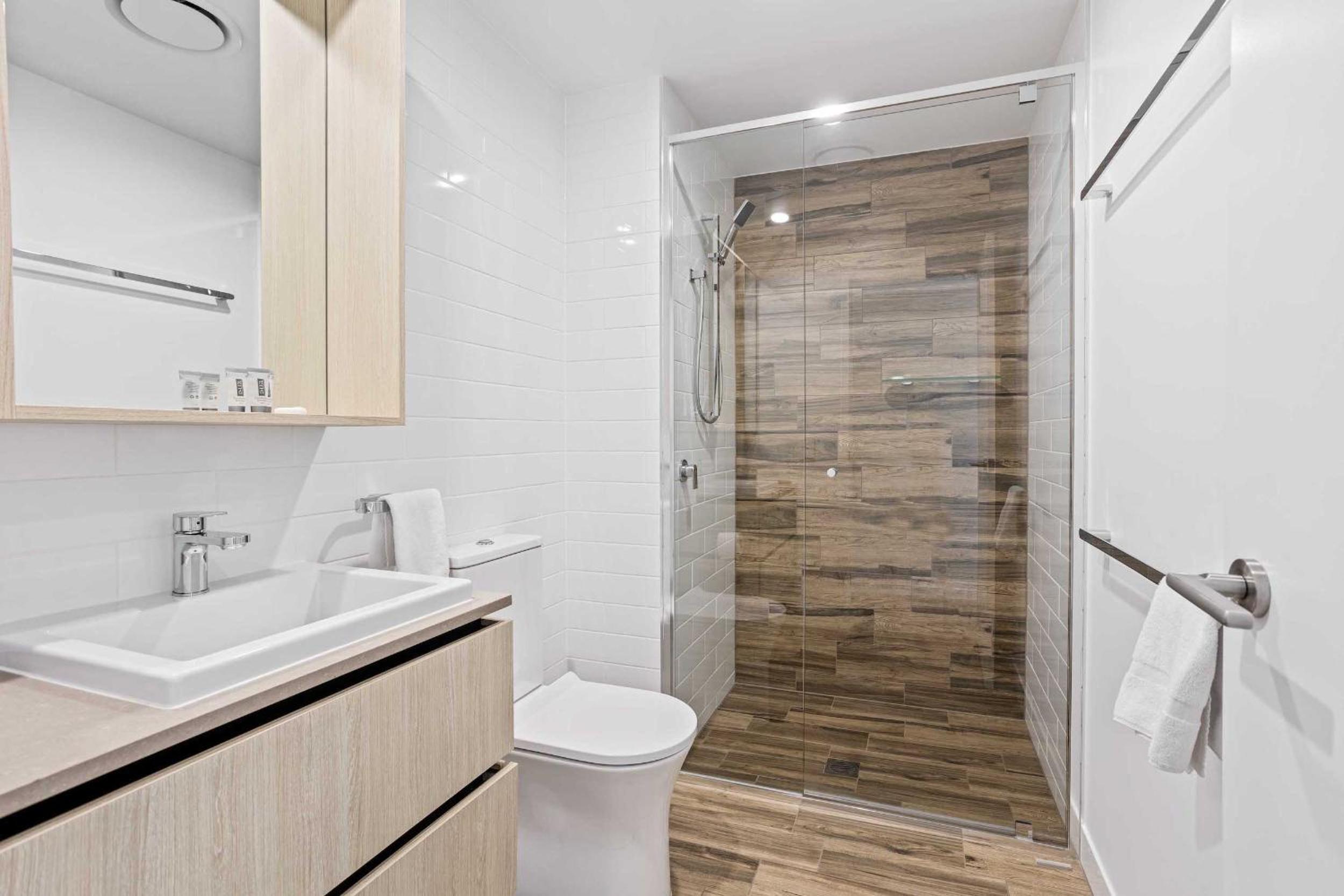 Sandbar Private Apartments - Hosted by Burleigh Letting Company