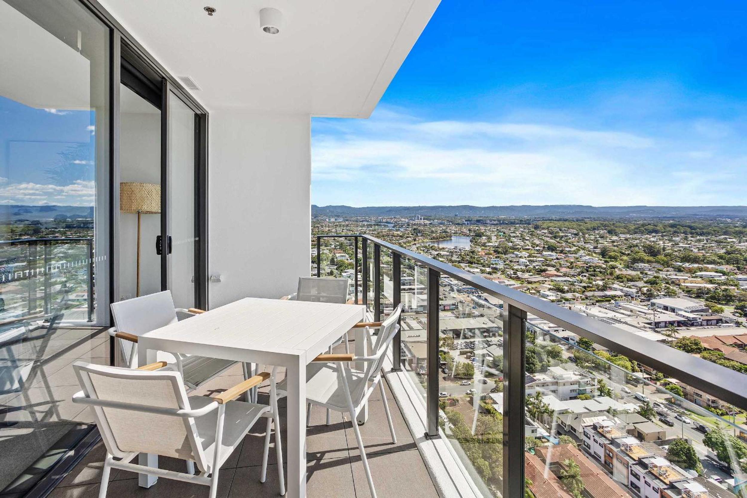 Sandbar Private Apartments - Hosted by Burleigh Letting Company