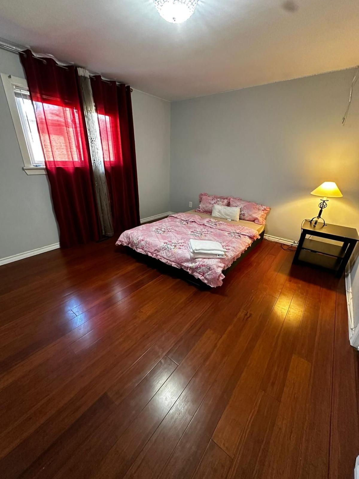 Value for Money Room in Brampton 2