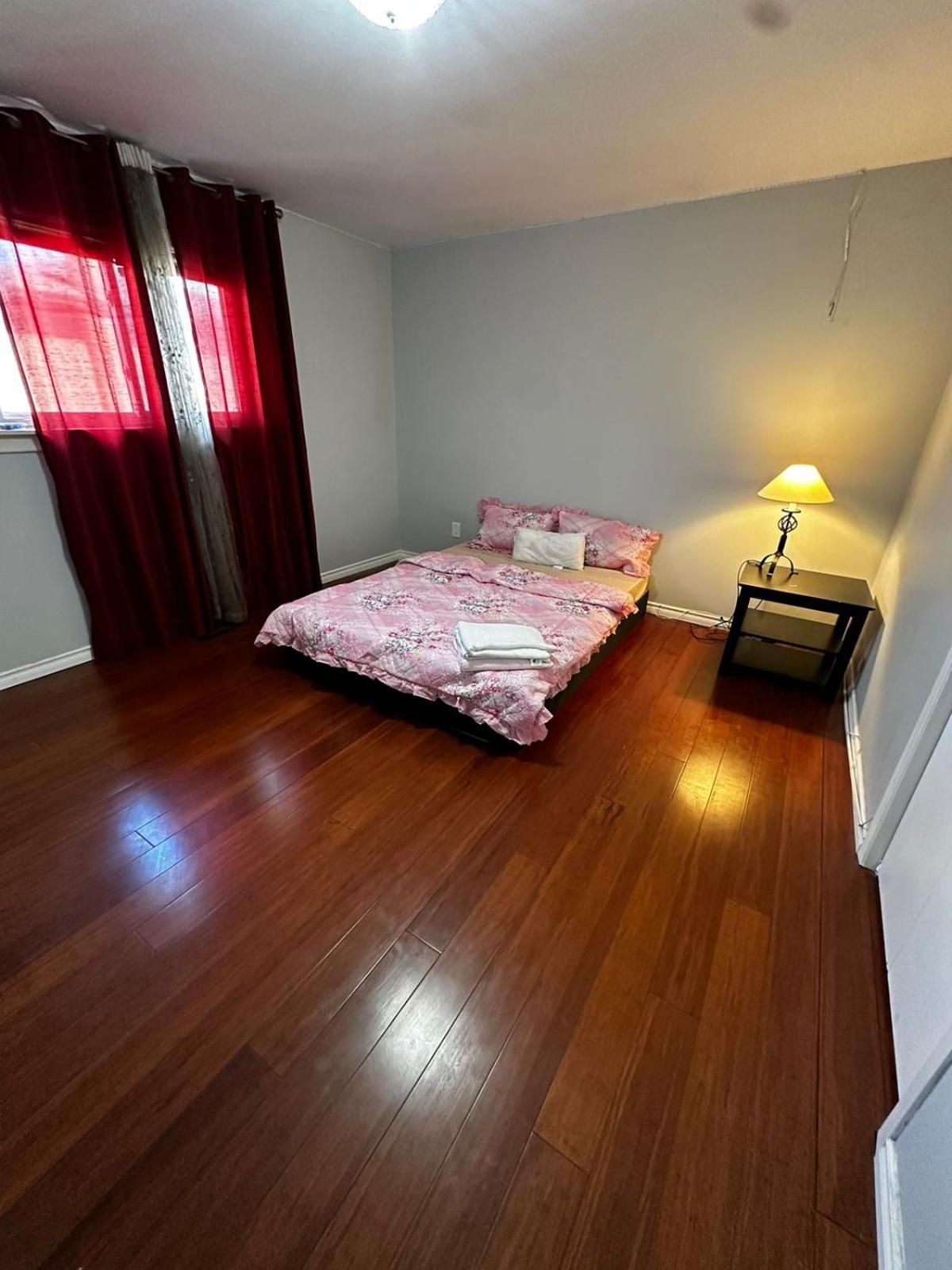 Value for Money Room in Brampton 2