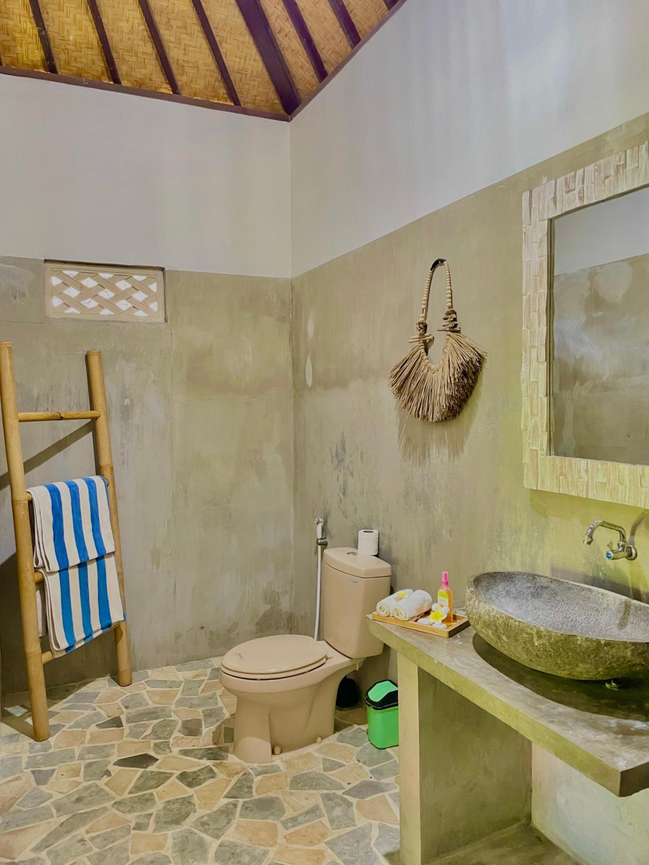Green Coco House