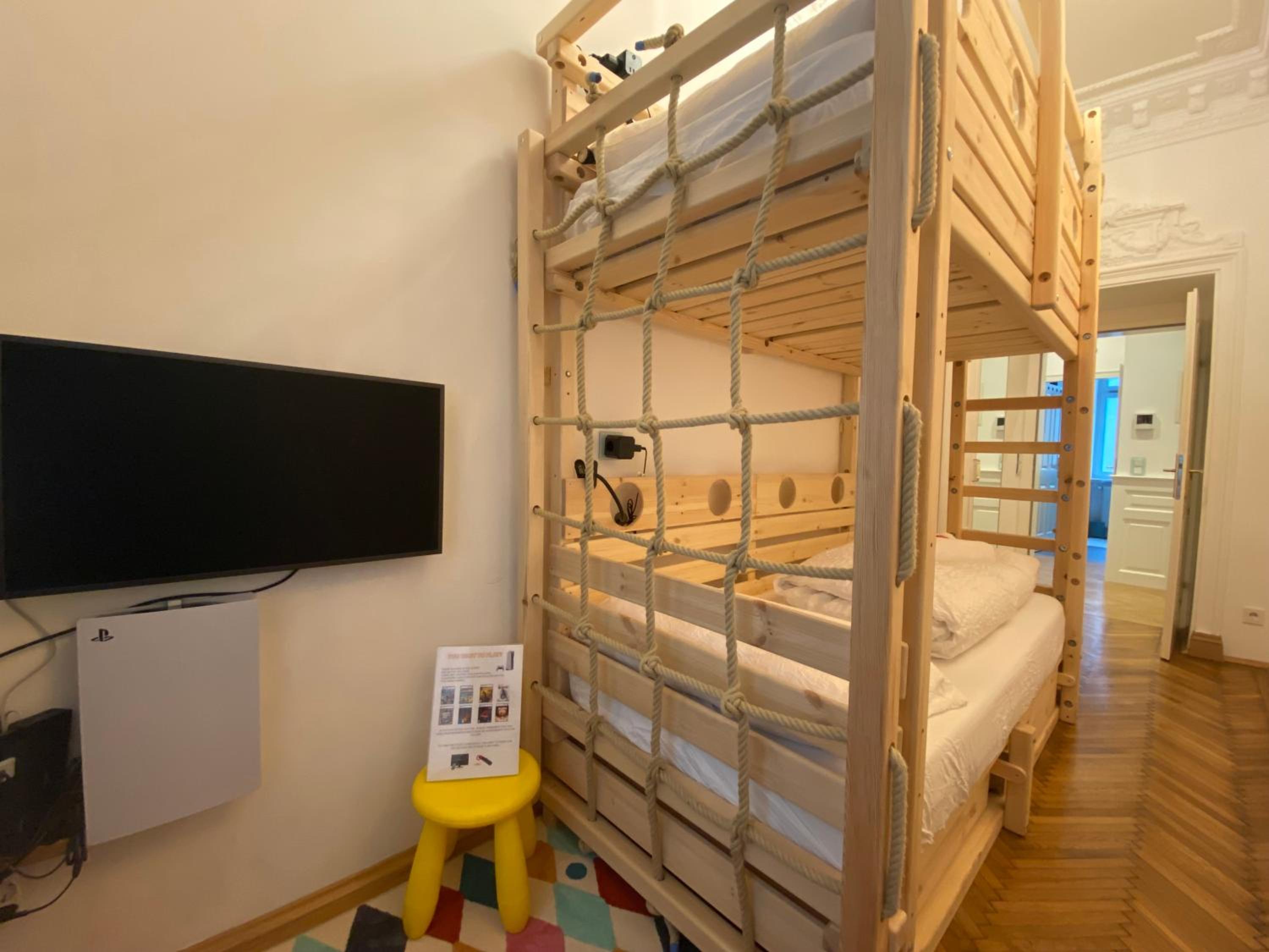 7th HEAVEN Vienna Center Apartments